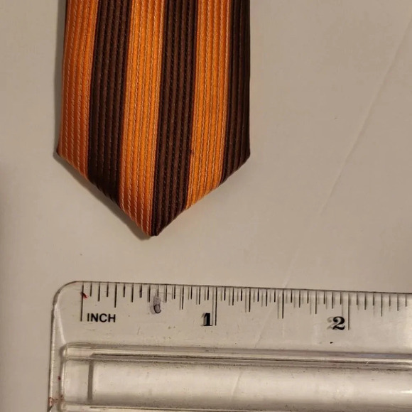 Men's Necktie Handkerchief Set by Bruno Conte - Picture 5 of 5